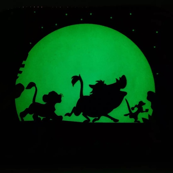 Loungefly Disney The Lion King Hakuna Matata Glow-In-The-Dark Mini Zipper Wallet - Picture 2 of 4